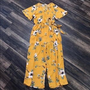 ❌❌SOLD❌❌Sienna sky yellow jumpsuit